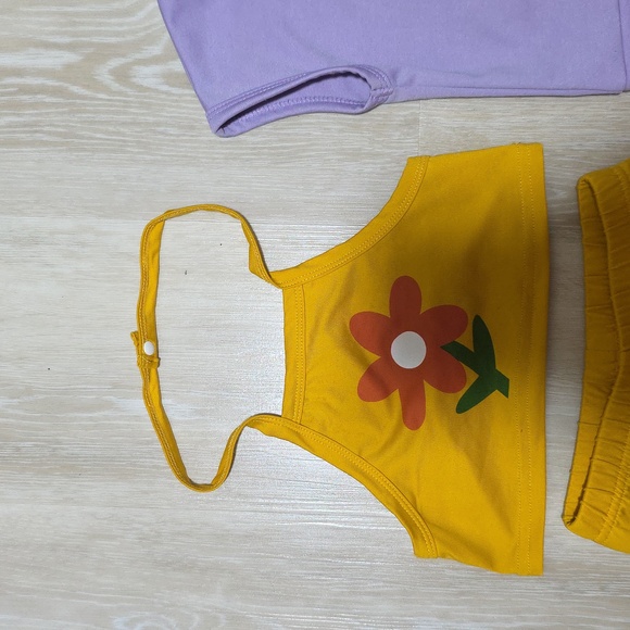 SHEIN Floral Yellow and Lavender Kids Set Bundle - Picture 5 of 7